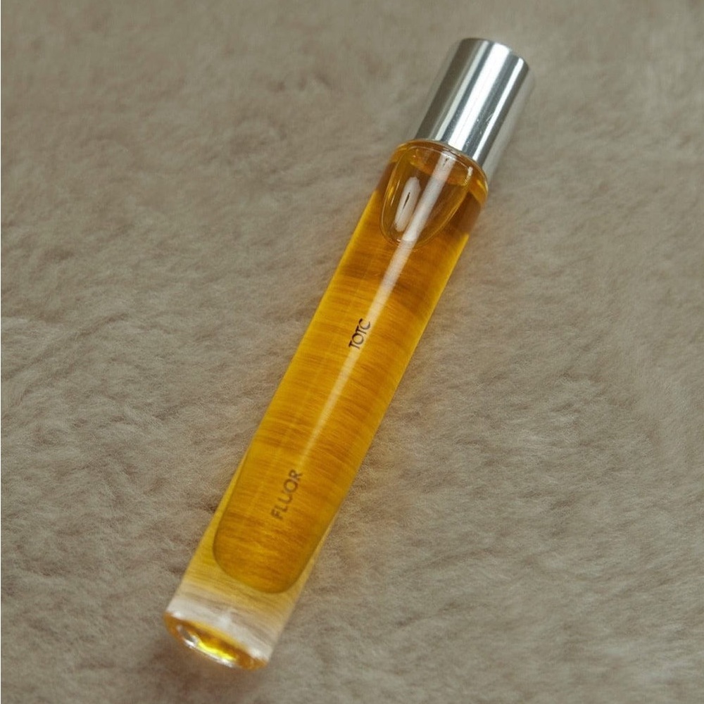 Totc Pocket Perfume Oil Roller - Fluor scent. Indie brand. Perfume Roller
